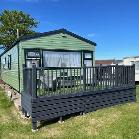 Campsite Emerald Escape,
